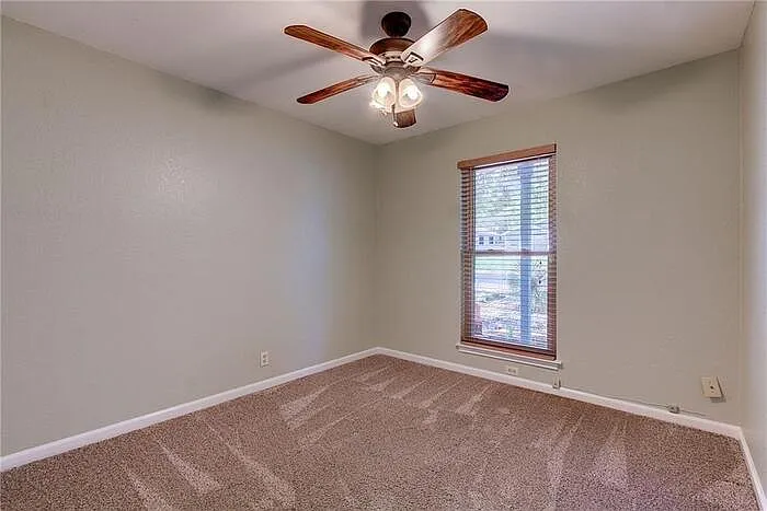 1705 Krizan Ave — Photo 17