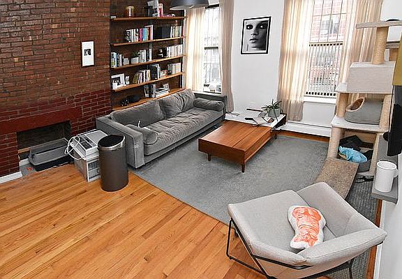 3rd image of 531 E 11th St APT 4D