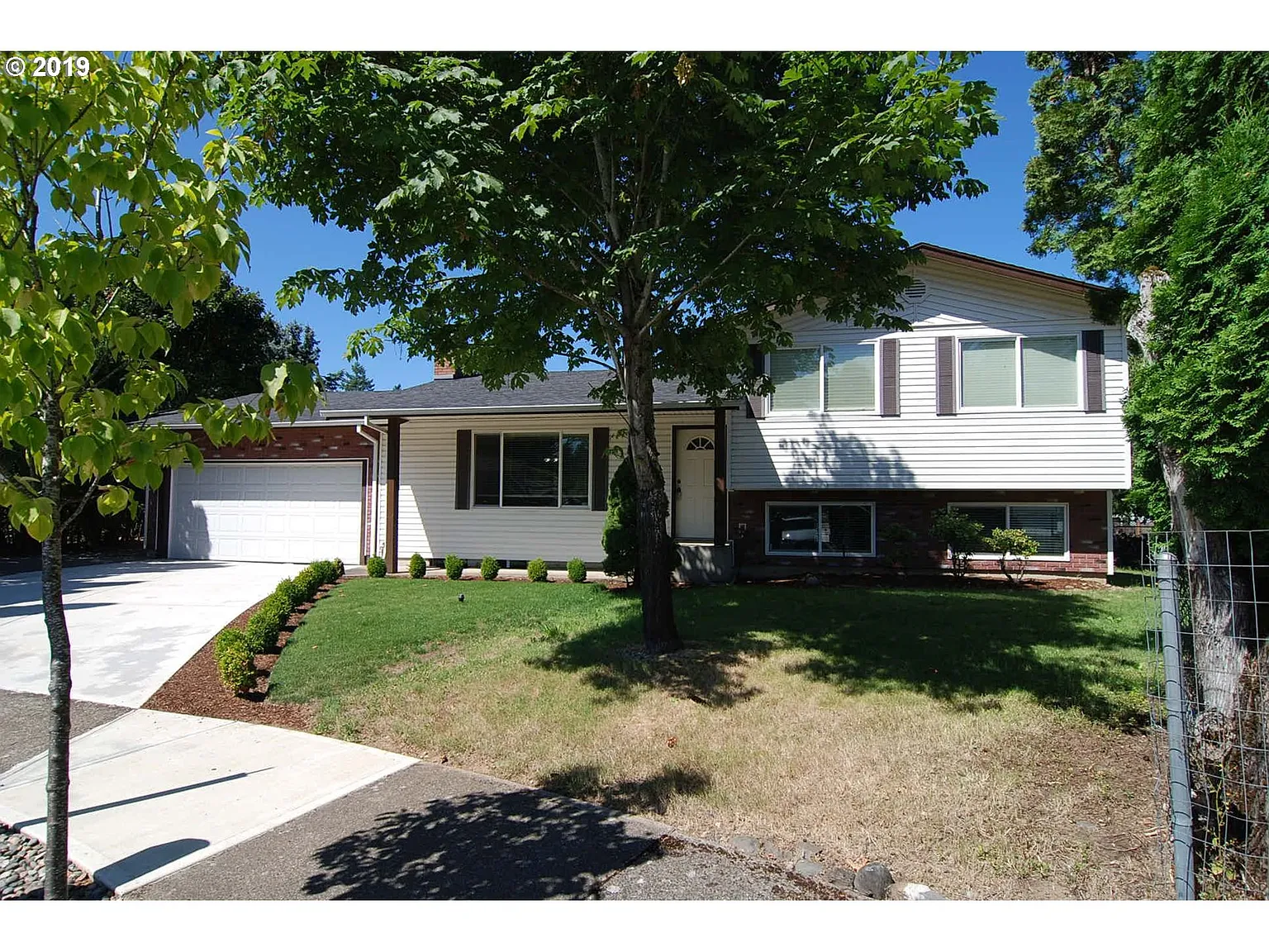 17002 SE Bush St photo 1