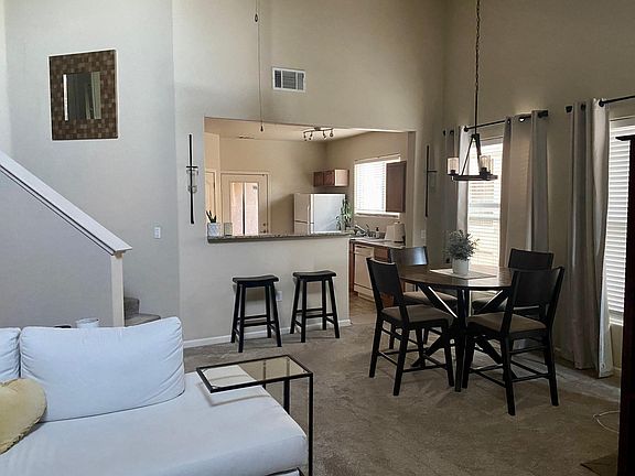 4th image of 5350 Dunlay Dr Unit 1517