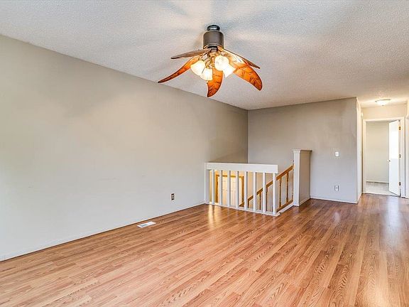 4th image of 2813 W Savannah Ave