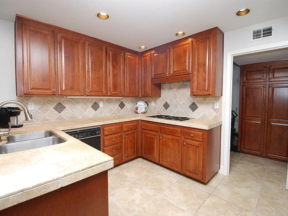 4th image of 143 Marble Canyon Dr