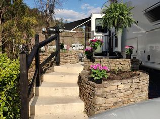 4229 E Pkwy #376-lot 376, Gatlinburg, TN 37738