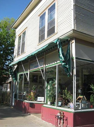 1382 Payne Ave