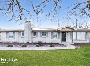 121 Hawkins Ave, Gallatin, TN 37066