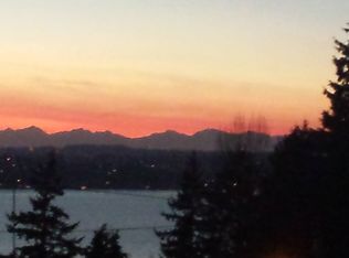 2515 Meadow Ave N, Renton, WA 98056