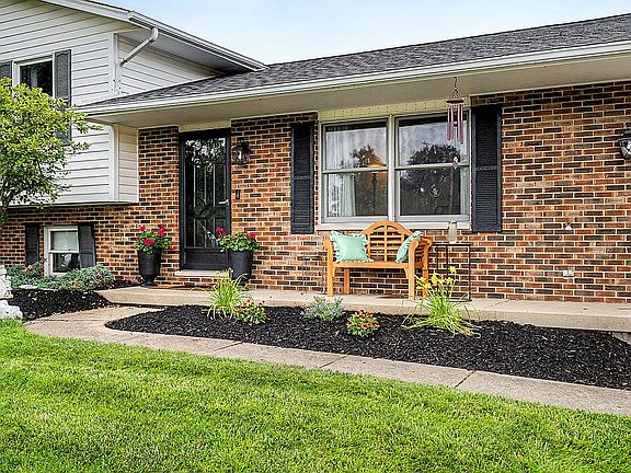 2nd image of 135 Baker Ln