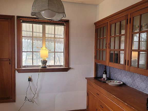 Built in cabinets in the kitchen.