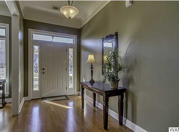 3rd image of 1410 Waterford Ln