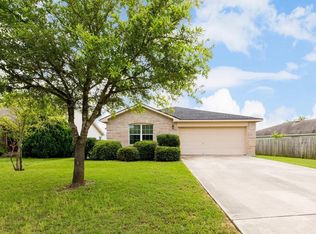 901 Goldenrod St, Kyle, TX 78640