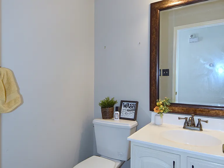 4008 Claridon Dr — Photo 16