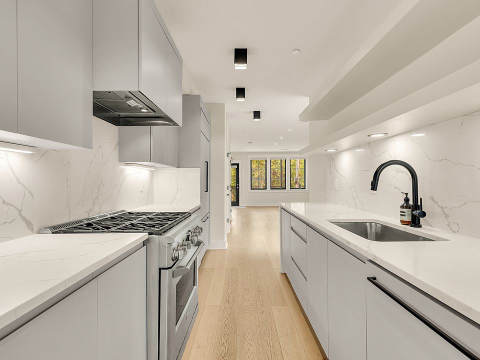Chef's Kitchen
