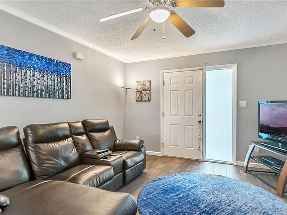 5th image of 301 Sonoma Valley Cir