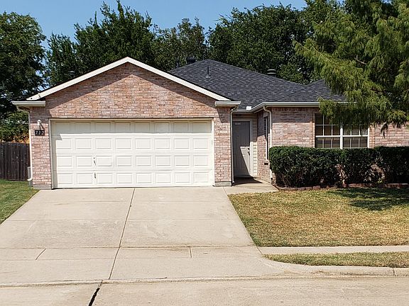 3rd image of 712 Oriole Dr