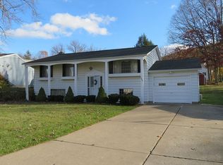 1908 Debra Dr, Vestal, NY 13850