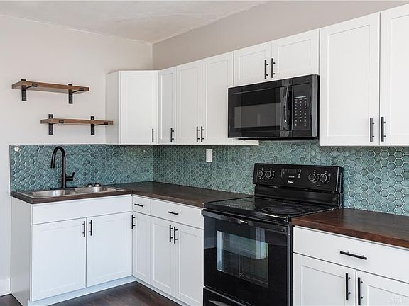 3rd image of 1027 Wayne Ave