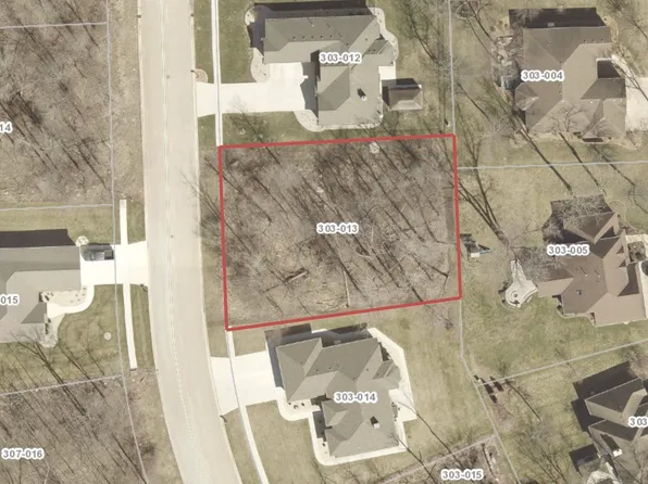 1047 Oakwood Dr #16, Morris, IL 60450