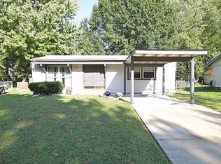 10 Matchlock Dr, Saint Peters, MO 63376