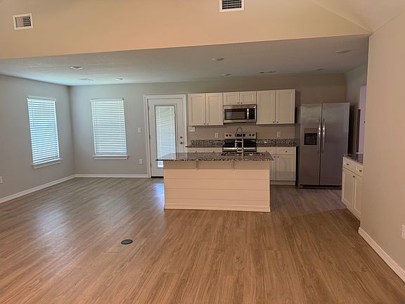 4th image of 532 Harold Tucker Rd