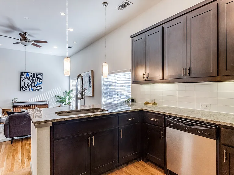 5017 Manett St #106 — Photo 16