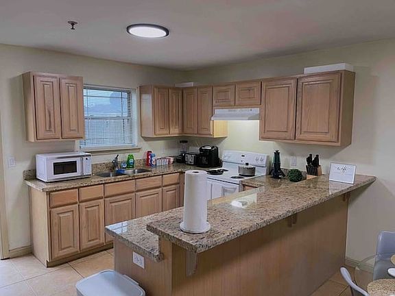 3rd image of 1500 Hummingbird Ct APT 7