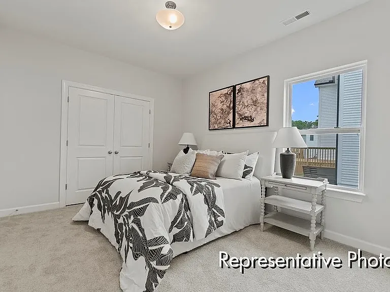 1303 Arena Ln — Photo 10