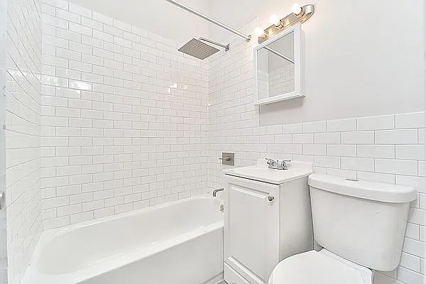 Rented by Living New York | media 16