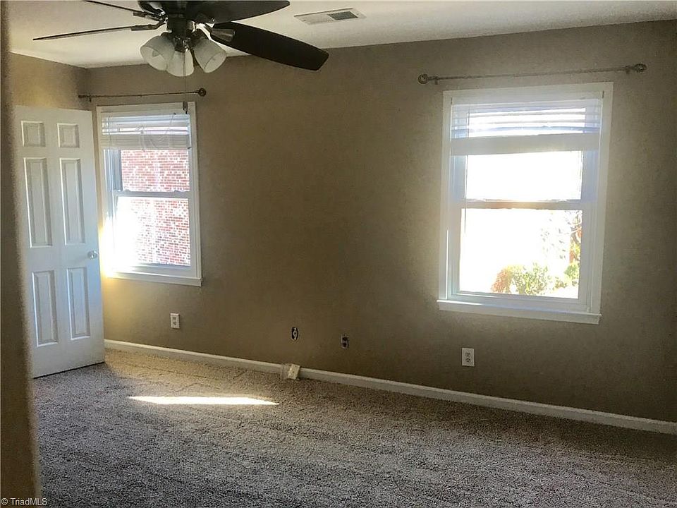 1st image of 3208 A Regents Park Ln