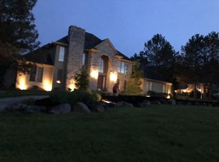337 Countryside Dr, Broadview Heights, OH 44147