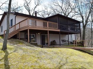 21 Chairtree Ct, Putnam, IL 61560