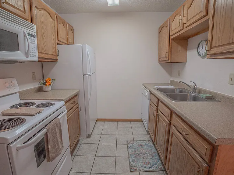 Windwood Estates — Photo 17