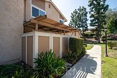 2 bed, 1.5 bath, 1029 sqft, $3,050 — Photo 1