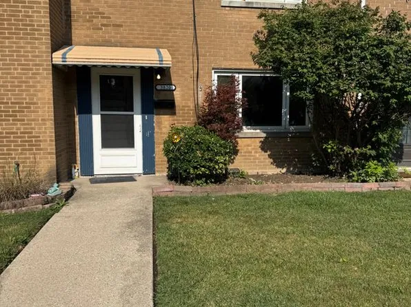 3820 Forest Ave, Brookfield, IL 60513
