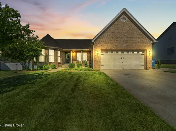8504 Pathfinder Ct, Louisville, KY 40291