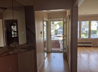 1786 Jasen Ave, Valley Stream, NY 11580
