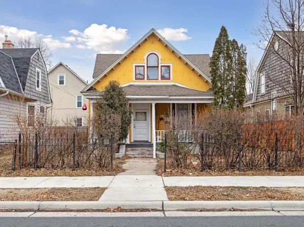 3205 Grand Ave S, Minneapolis, MN 55408