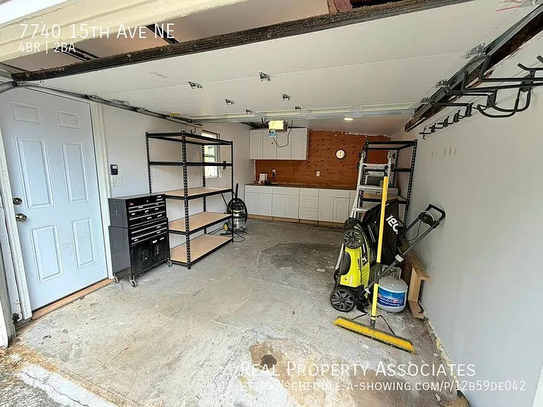 7740 15th Ave NE — Photo 20