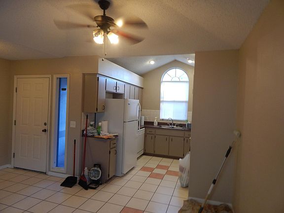 5th image of 10235 Allenwood Dr