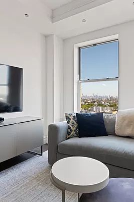4th image of 135 Eastern Pkwy APT 8D