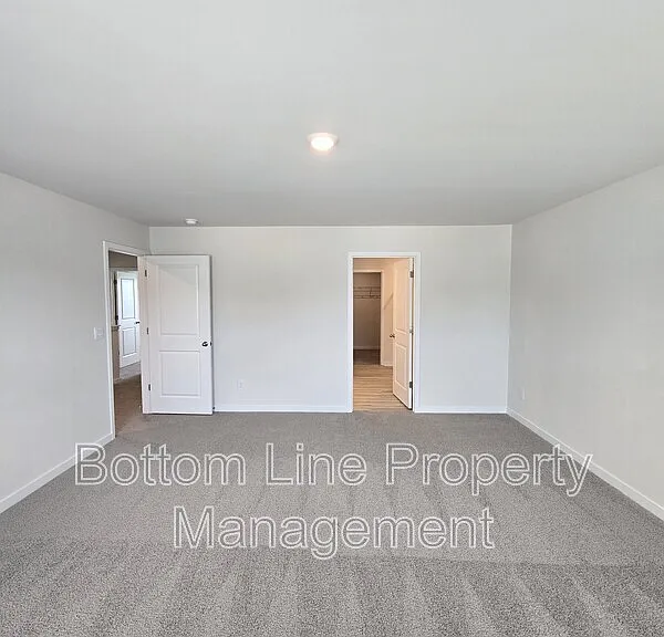 549 Blackpool Ct — Photo 21