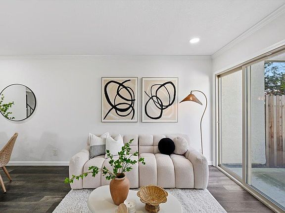 3rd image of 41042 Ramon Ter