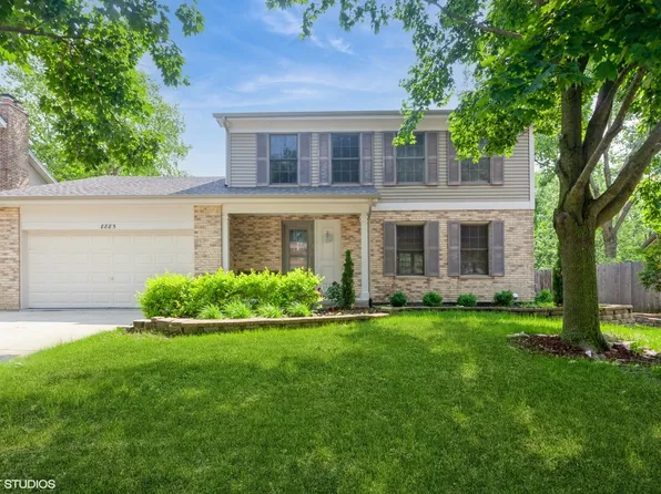 8885 Dryden St, Woodridge, IL 60517