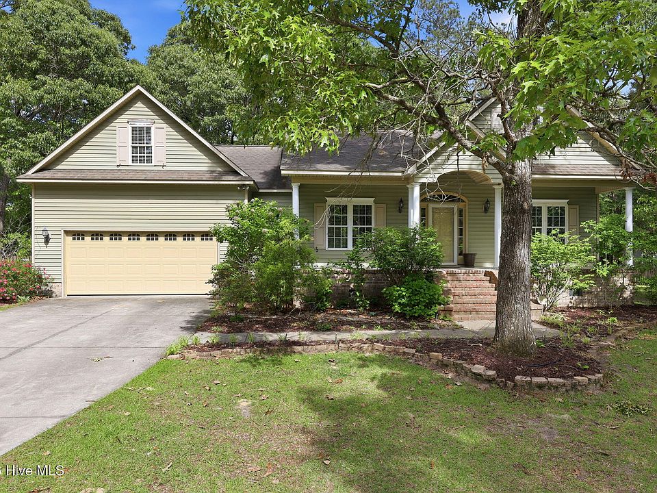 1st image of 104 Ferret Run Ln