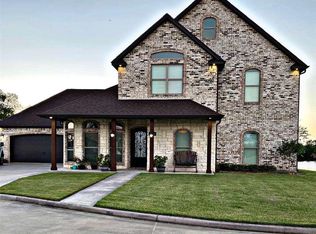 7956 Harper Ln, Nederland, TX 77627