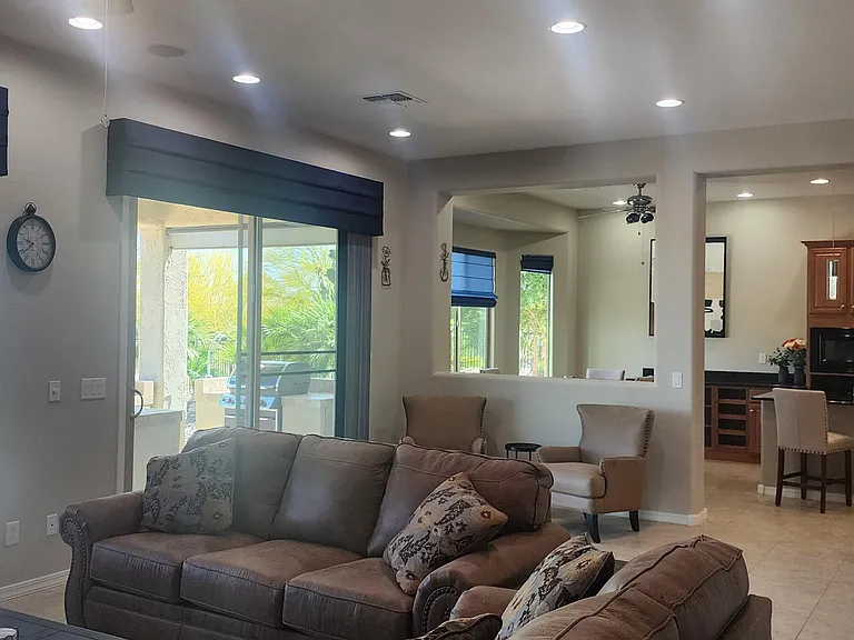 26990 W Burnett Rd — Photo 4