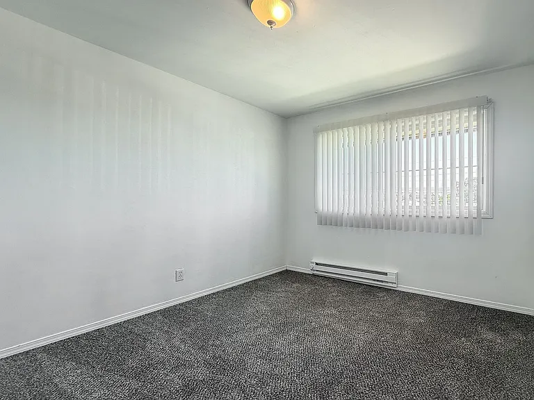 Sun Basin Apartments — Photo 13