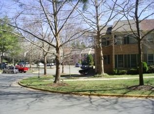 5431 Cheshire Meadows Way, Fairfax, VA 22032