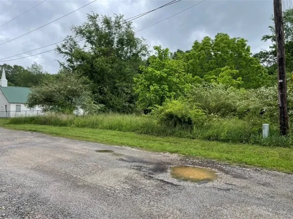 E Aetna St, Rogers, AR 72756