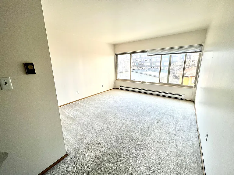 4115 Brooklyn Avenue Northeast — Photo 25