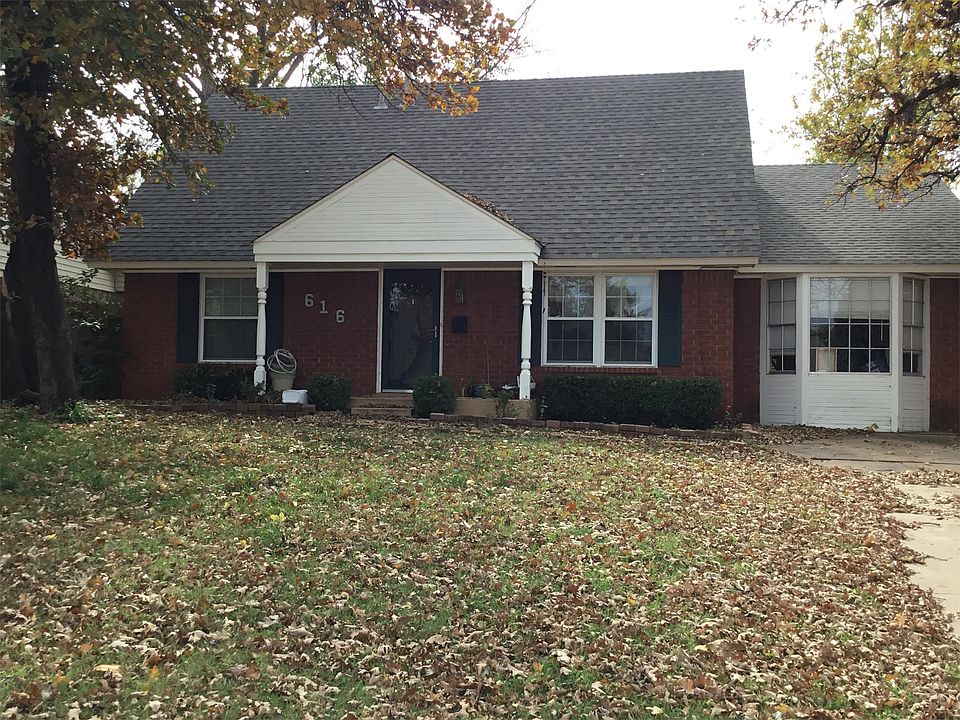 1st image of 616 Belle Air Ave